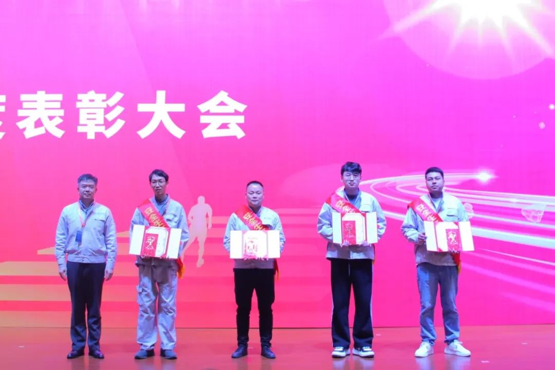 174b765f-daf6-460e-b077-465e0c050c91