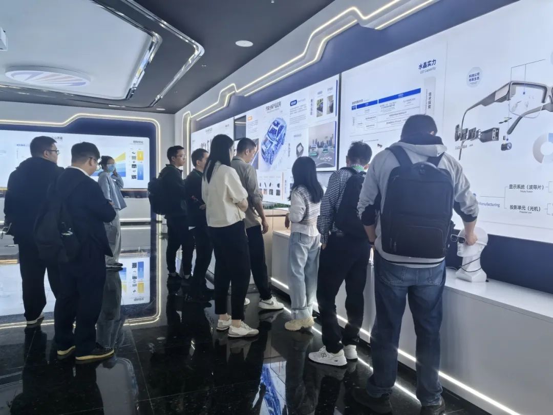 8ba9f05e-2adb-4e6e-b562-9aa6e049f5f0