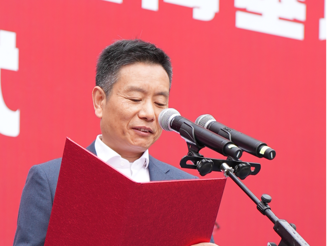 a93f2dec-ac79-4920-a54a-6bc8cd48d1b1