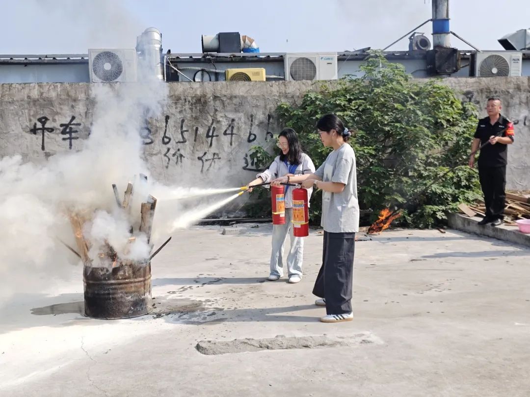 6389079808283888226930253